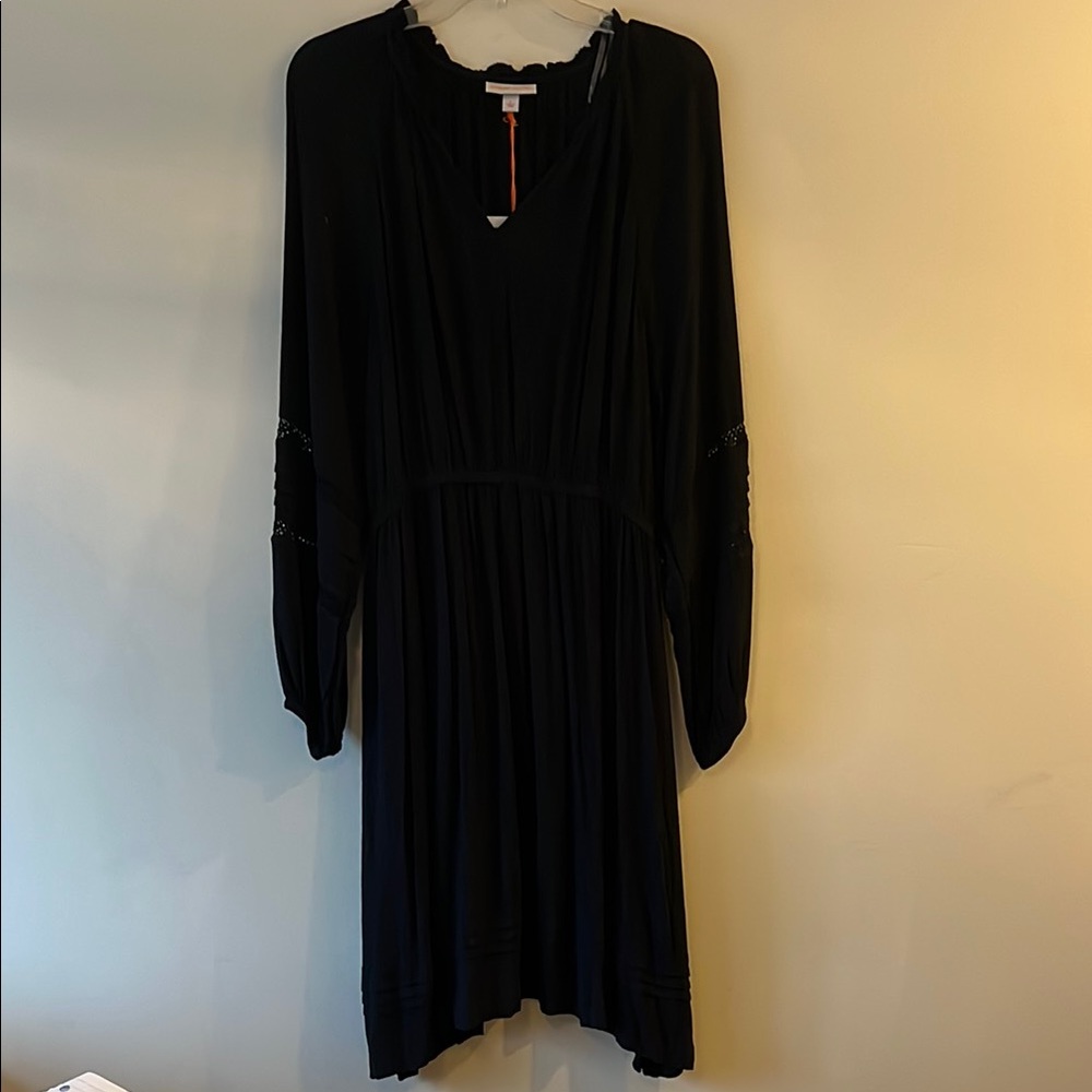 Knox Rose Black V-Neck Bishop Sleeve Dress